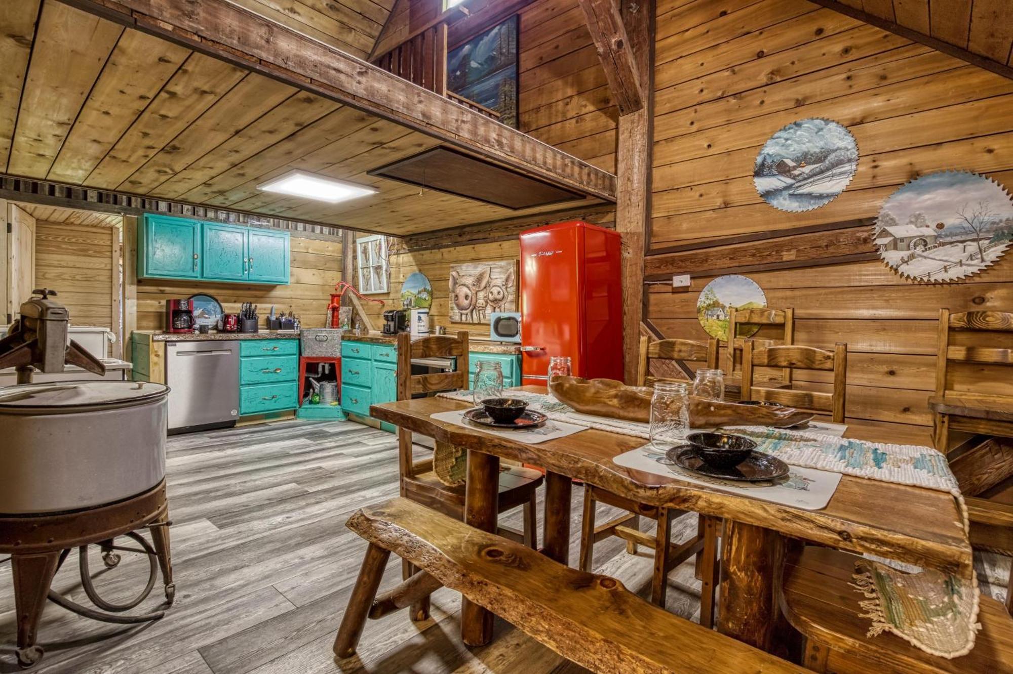 Barn At Buckhorn #2109 Villa แกตลิงเบิร์ก ภายนอก รูปภาพ